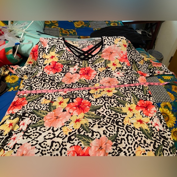 Ladies tunic. Southern Charm. Size XXL. - Picture 4 of 5